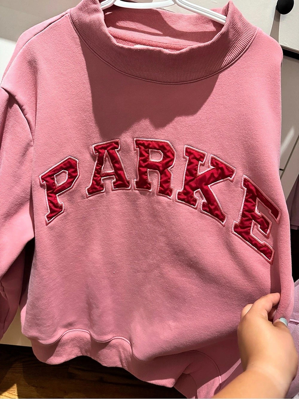 PARKE Varsity Mockneck Sweatshirt Pink Graphic Sweatshirt XXL